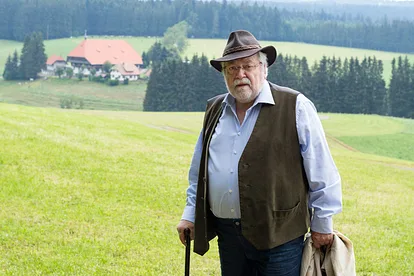 Wolfgang Hepp verkörpert Hermann Faller bei "Die Fallers"