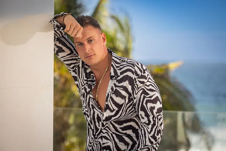 Calvin Kleinen