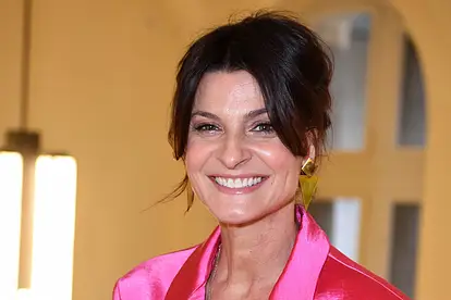 Marlene Lufen während der Berlin Fashion Week 2025. Sie lächelt in die Kamera.