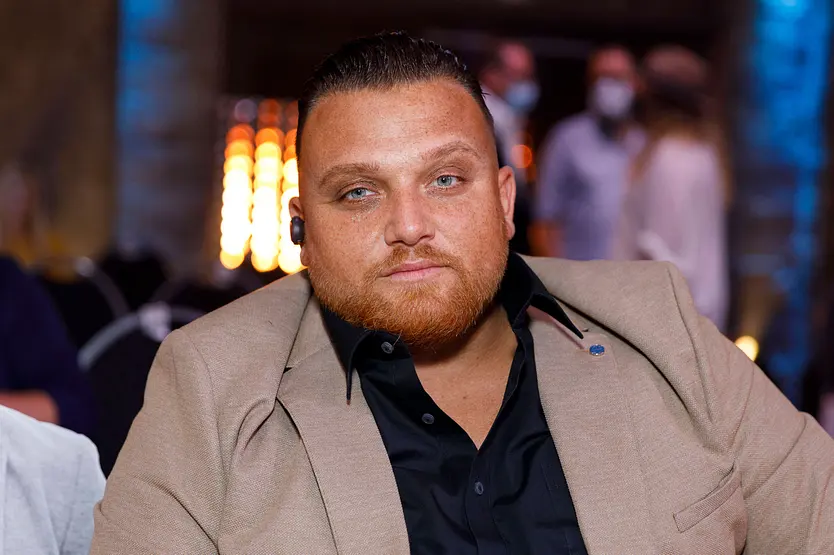Menowin Fröhlich mit bedrückten Gesichtsausdruck 