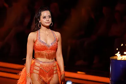 Malika Dzumaev in einem sexy Outfit auf der "Let's Dance"-Buehne - ein Bild, das es bald hoffentlich wiederzusehen gibt!