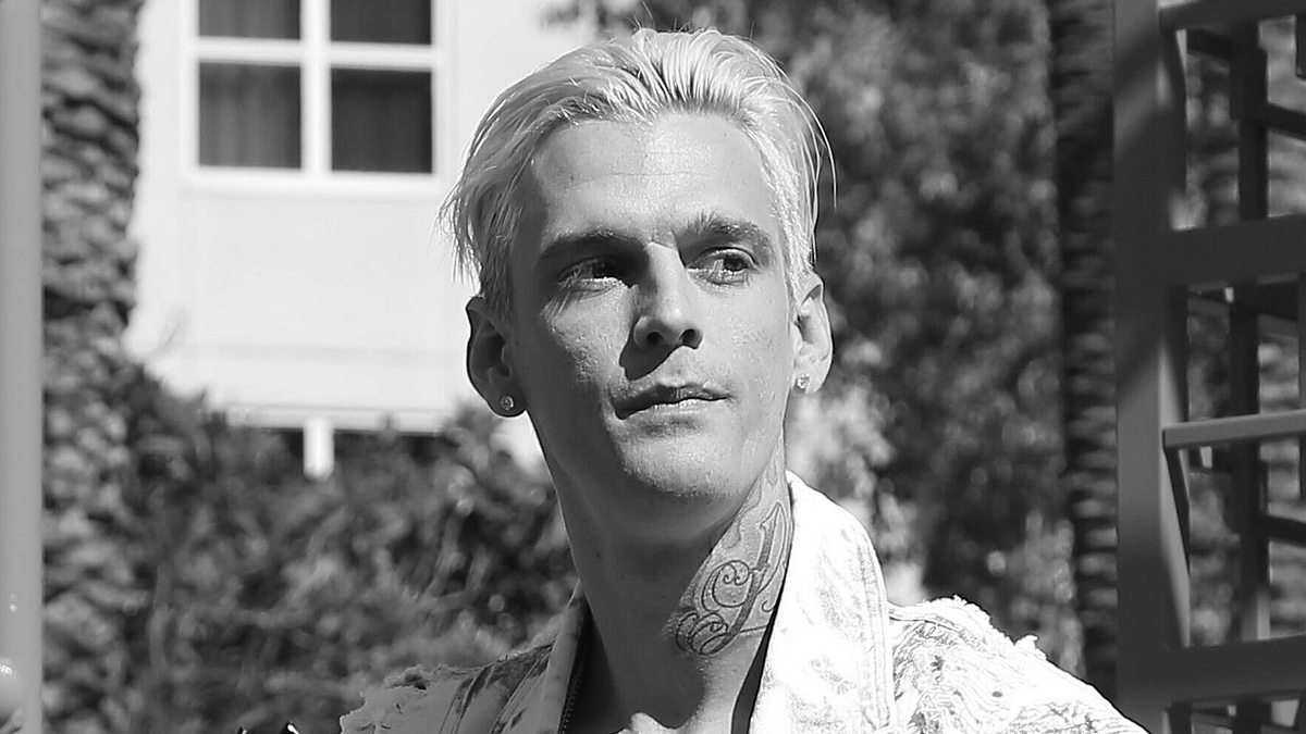 Aaron Carter (✝)