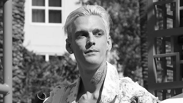 Aaron Carter (✝)
