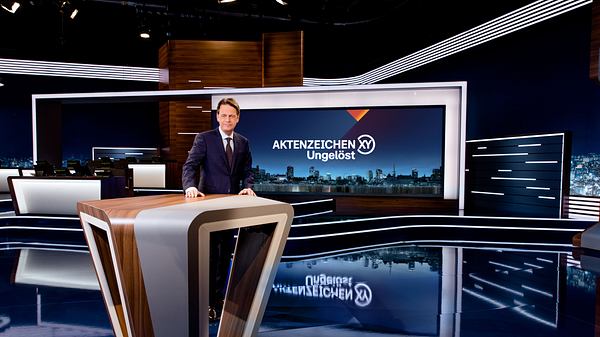 Aktenzeichen XY... Ungelöst - Rudi Cerne - Foto: ZDF / Nadine Rupp