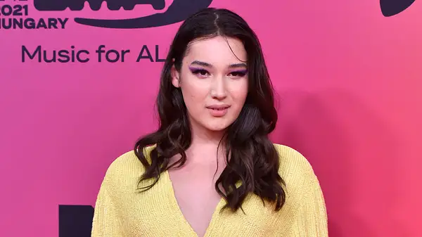 Alex Mariah Peter