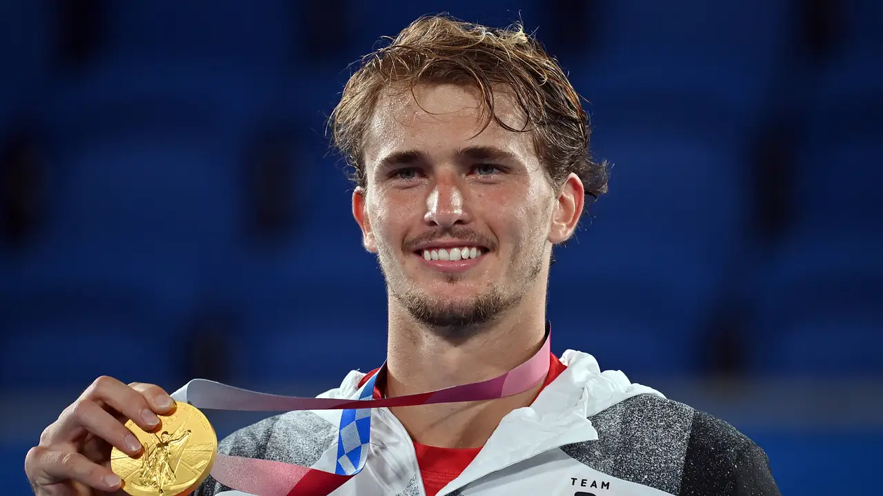 Alexander Zverev holt Gold bei Olympia im Tennis Alexander Zverev holt Gold bei Olympia im Tennis - Foto: Imago / Sven Simon