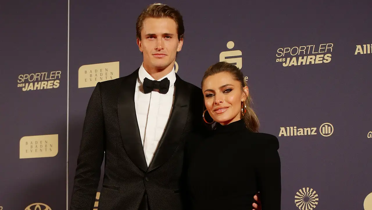 Sophia Thomalla & Alexander Zverev Sophia Thomalla & Alexander Zverev - Foto: Imago