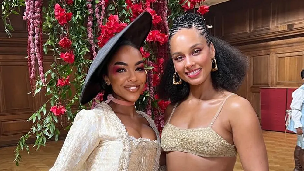 Alicia Awa und Alicia Keys Alicia Awa und Alicia Keys