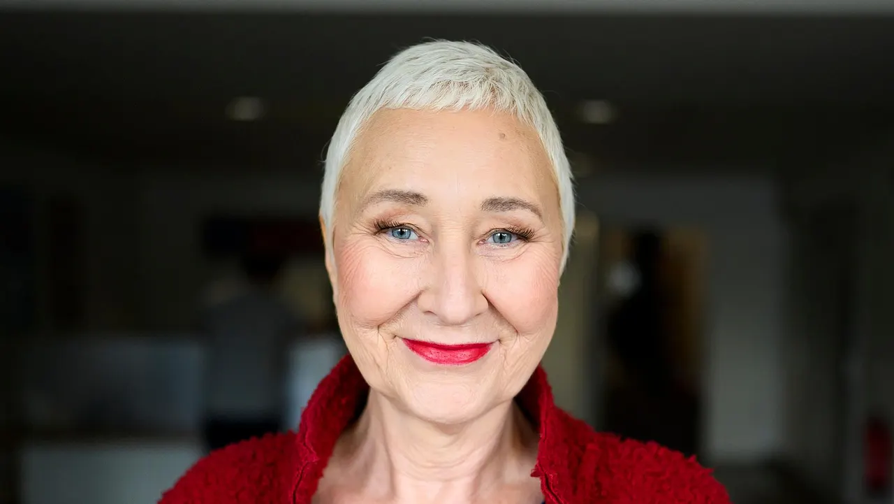 "Alles was zählt": Inge Brings spricht offen über ihre Krebserkrankung! Deswegen war sie 1 Jahr weg Alles was zählt: Inge Brings spricht offen über ihre Krebserkrankung! Deswegen war sie 1 Jahr weg - Foto: RTL / Julia Feldhagen