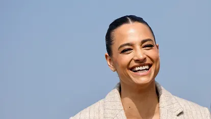 Amira Aly strahlt über das ganze Gesicht