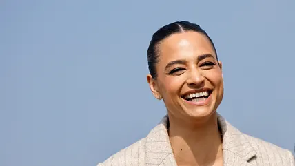 Amira Aly strahlt über das ganze Gesicht