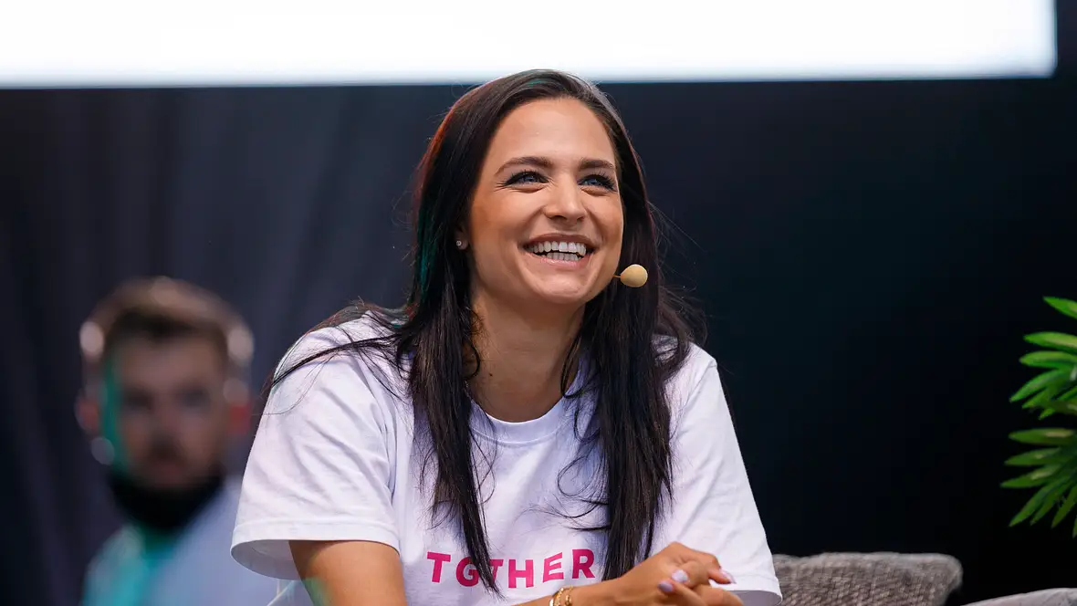 Amira Pocher