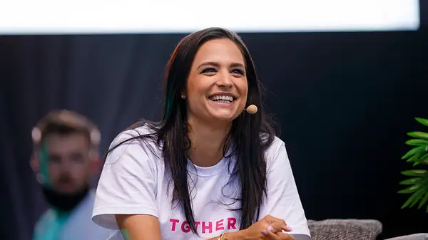 Amira Pocher