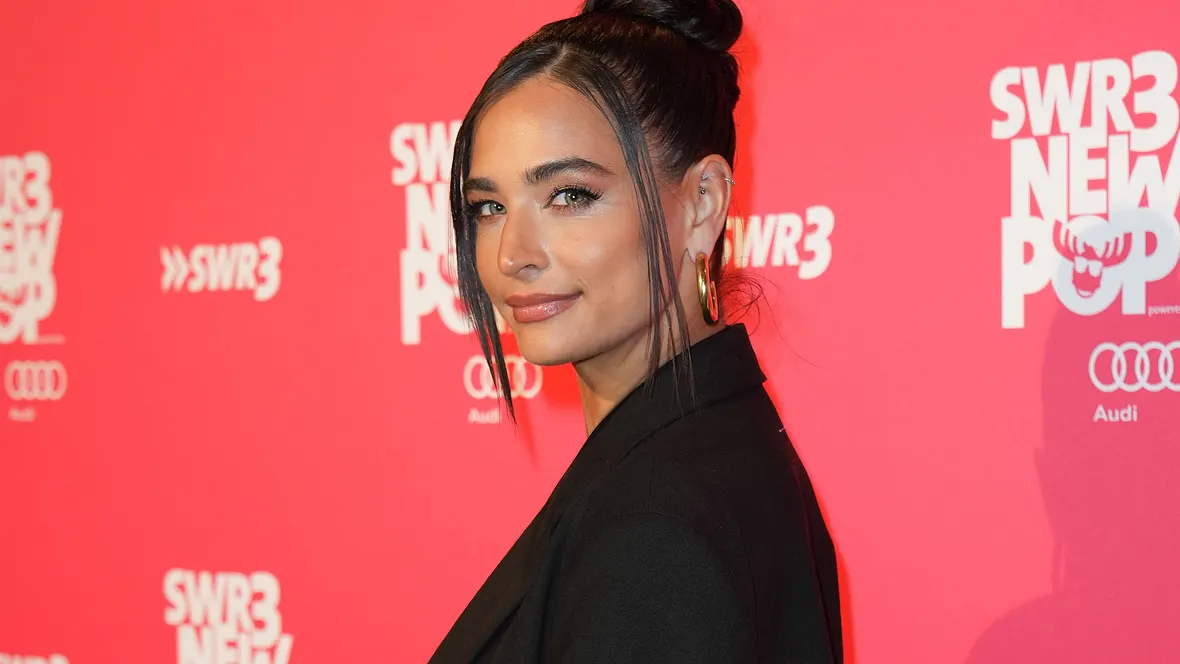 Amira Pocher