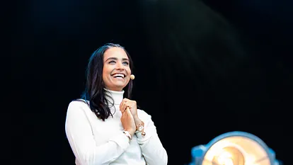 Amira Pocher