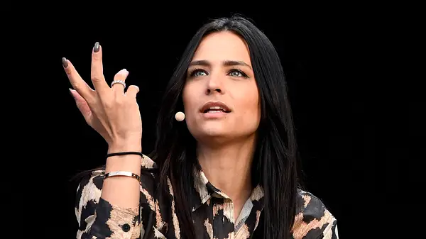 Amira Pocher