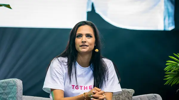 Amira Pocher