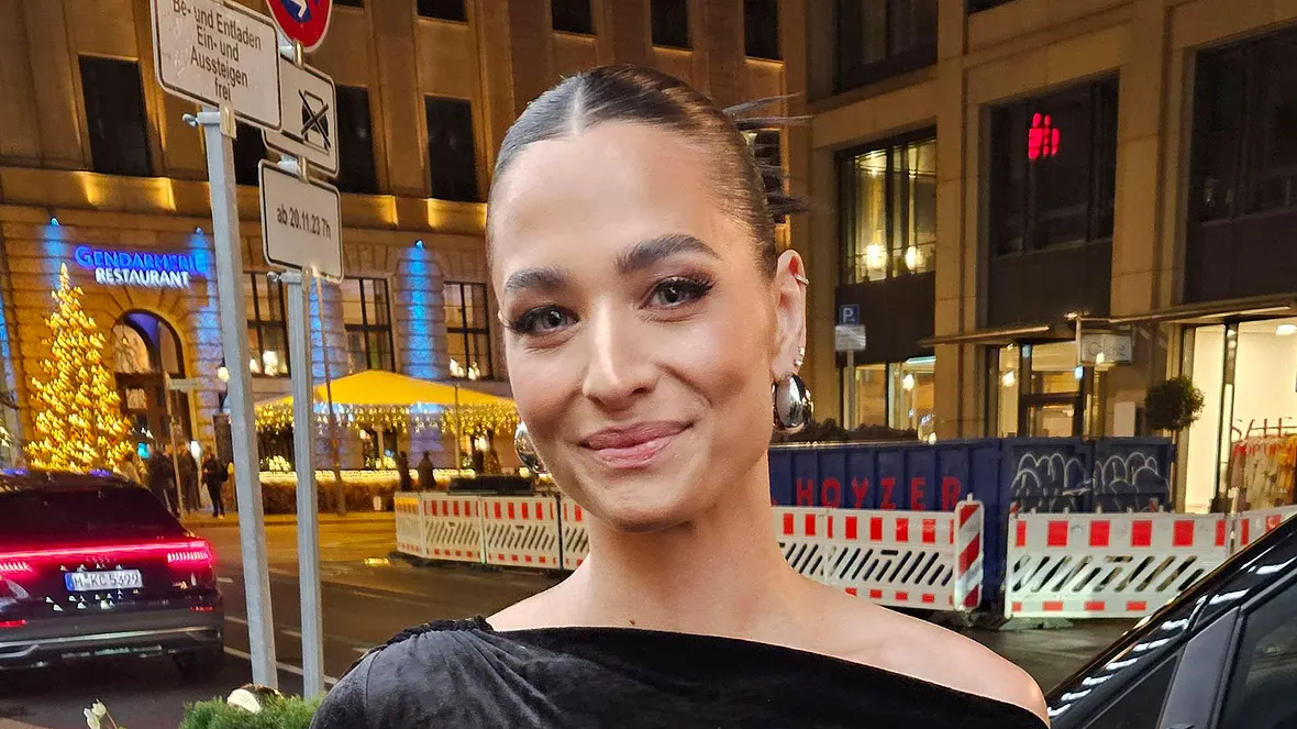 Amira Pocher