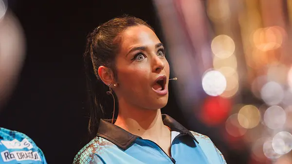Amira Pocher
