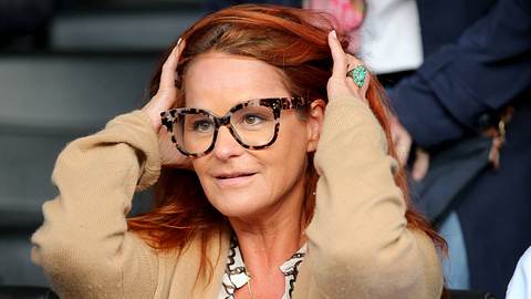 Andrea Berg mit Brille  - Foto: IMAGO / Eibner