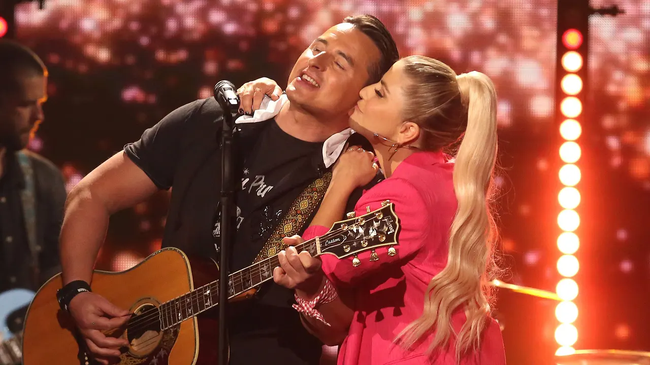 Andreas Gabalier und Beatrice Egli Andreas Gabalier und Beatrice Egli - Foto: Adam Berry/ Getty Images