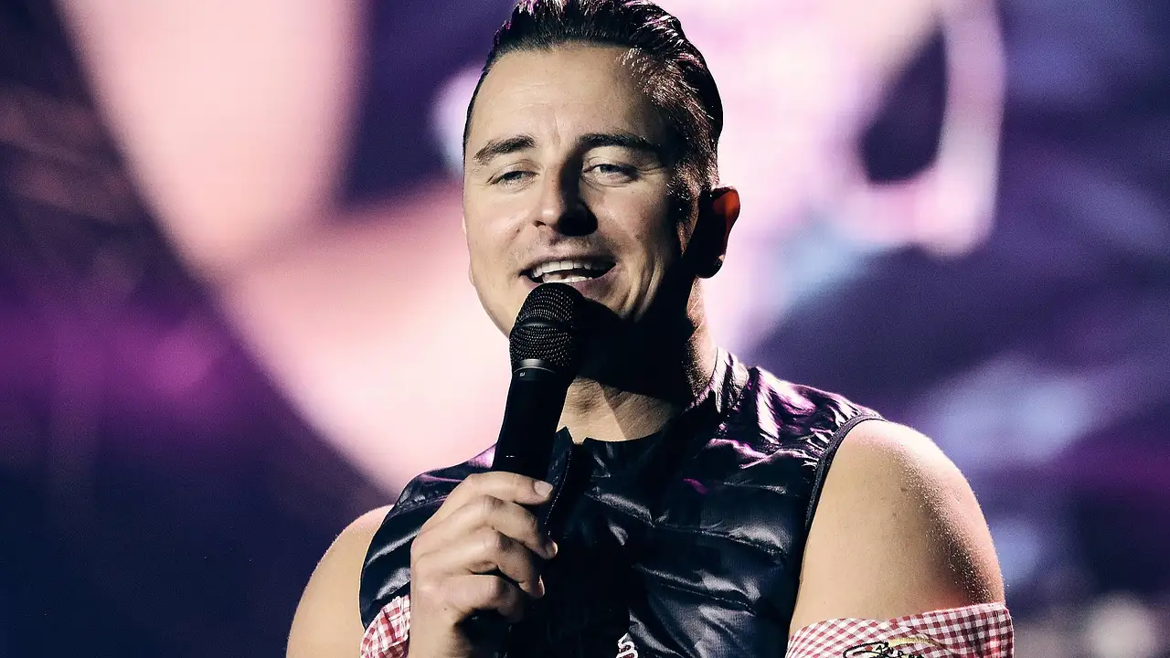Andreas Gabalier Andreas Gabalier - Foto: IMAGO / mix1