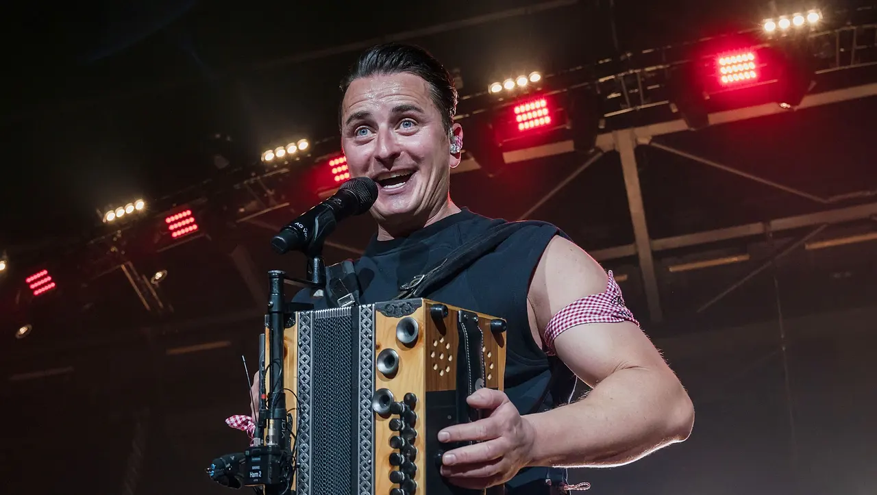 Andreas Gabalier Andreas Gabalier - Foto: Frank Hoensch/Redferns