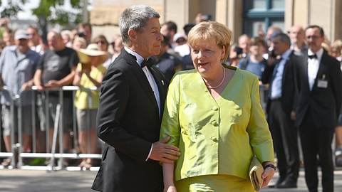 Angela Merkel & Ehemann Joachim Sauer: - Foto: IMAGO / Sven Simon