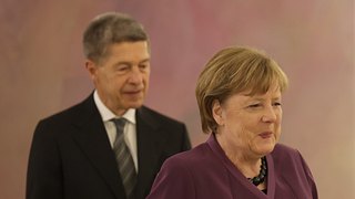 Joachim Sauer Angela Merkel  - Foto: Getty Images / Sean Gallup
