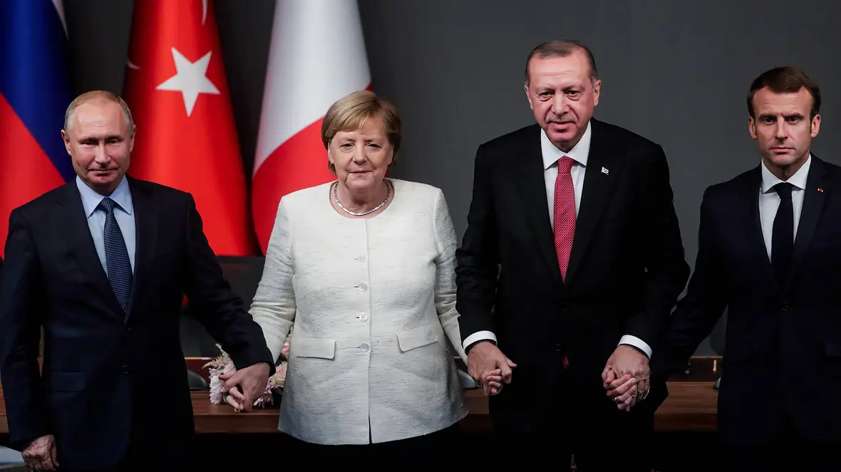 Angela Merkel mit Putin, Erdogan und Macron Angela Merkel mit Putin, Erdogan und Macron