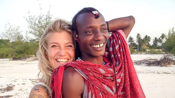 Angela Wolf und Paulo bei "Goodbye Deutschland"