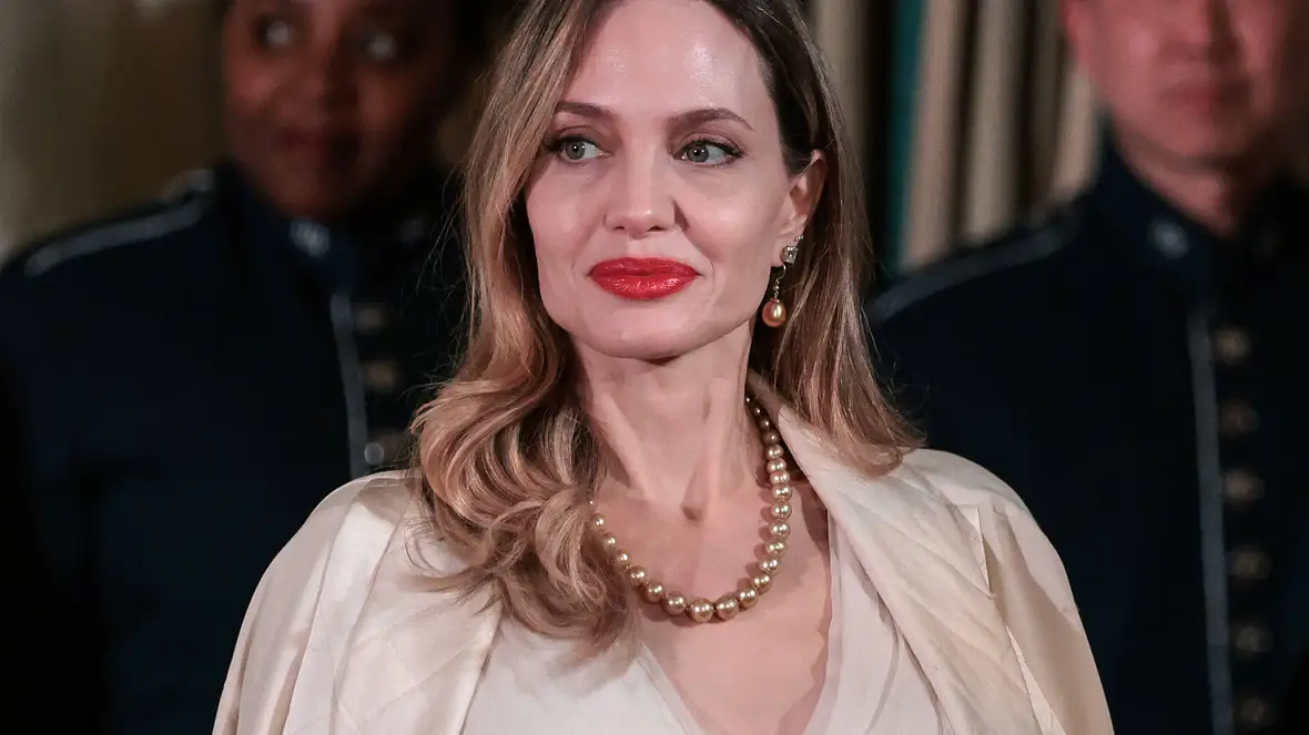 Angelina Jolie