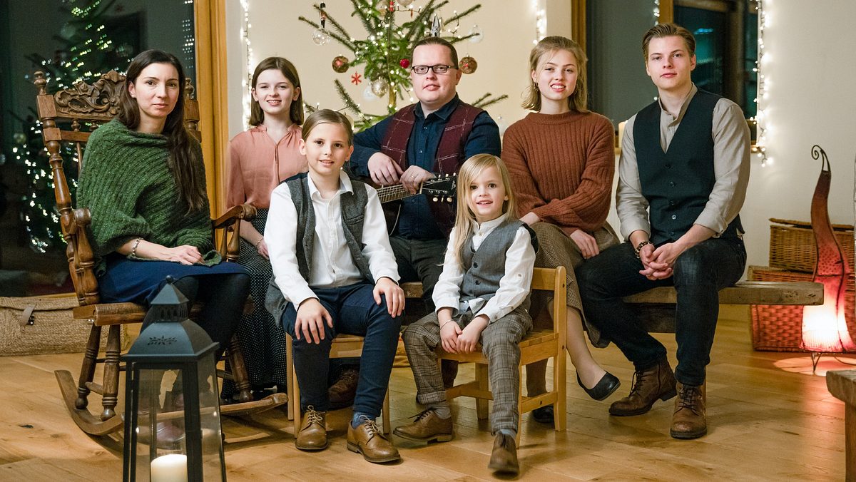 Angelo Kelly und seine Kinder feiern Weihnachten
