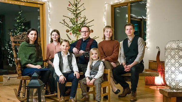 Angelo Kelly und seine Kinder feiern Weihnachten