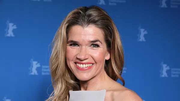 Anke Engelke hat 3 Kinder