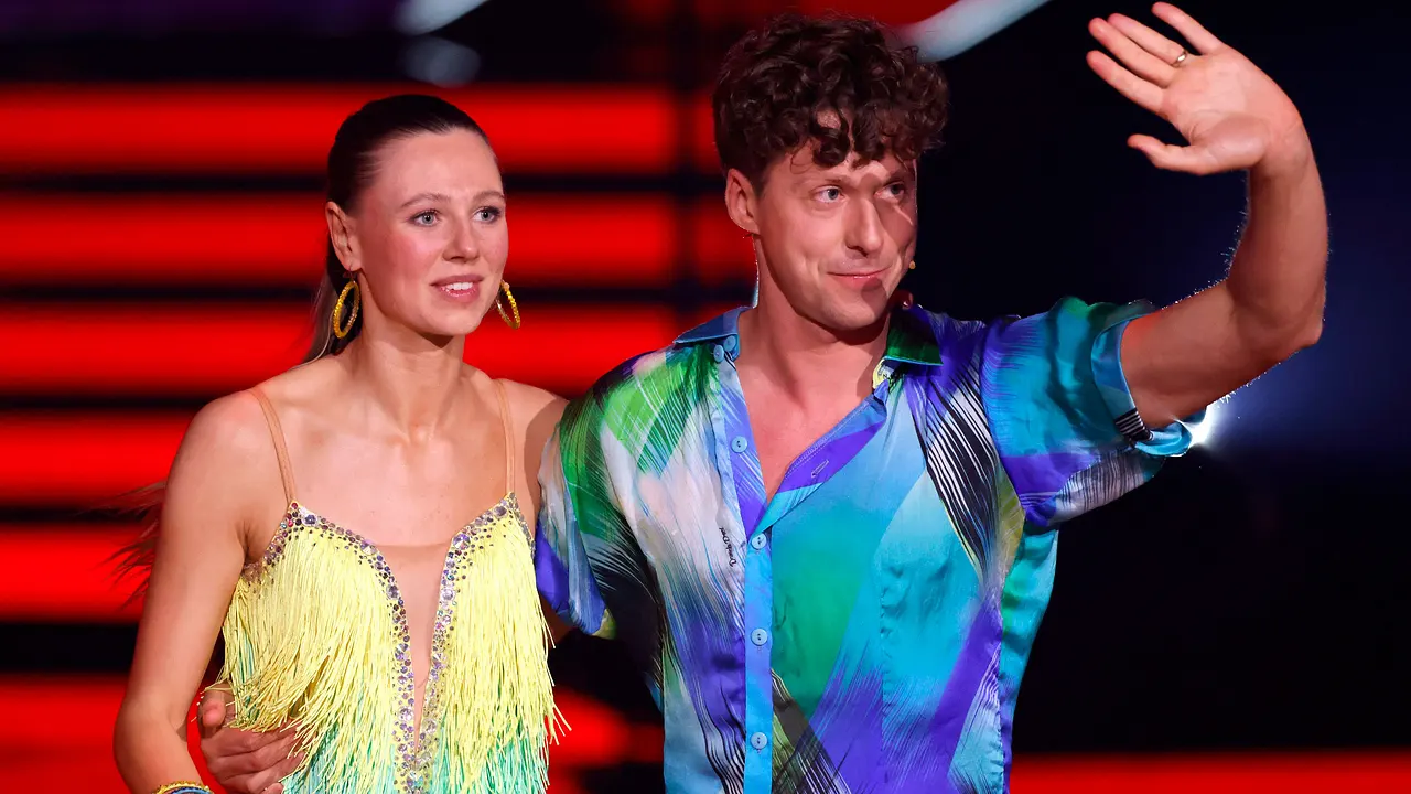 Ann-Kathrin Bendixen und Valentin Lusin Ann-Kathrin Bendixen und Valentin Lusin - Foto: IMAGO/ Panama Pictures