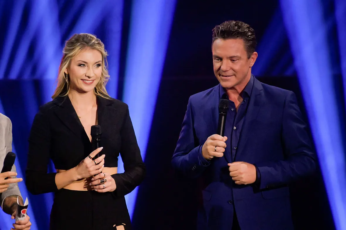 Anna-Carina Woitschack & Stefan Mross Anna-Carina Woitschack & Stefan Mross