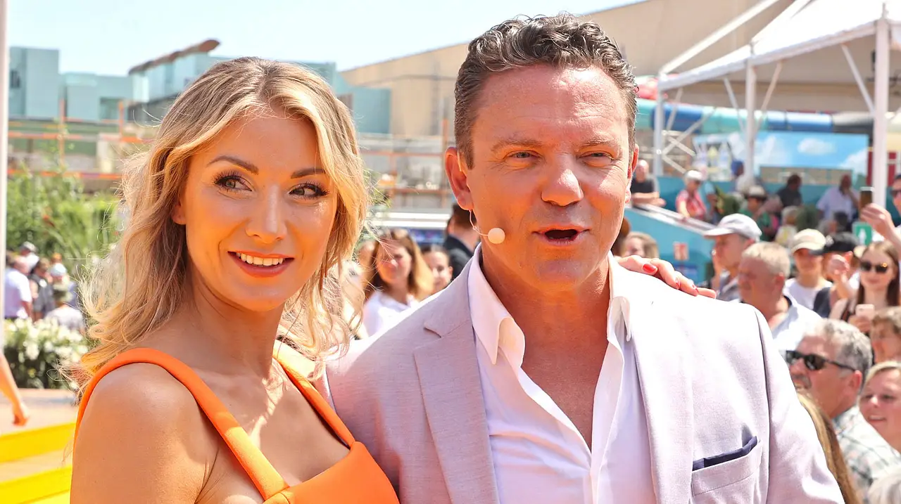 Anna-Carina Woitschack Stefan Mross Anna-Carina Woitschack Stefan Mross - Foto: IMAGO / STAR-MEDIA