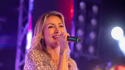 Anna Carina Woitschak