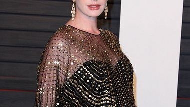 Bekommt Anne Hathaway ein Mädchen? - Foto: Getty Images