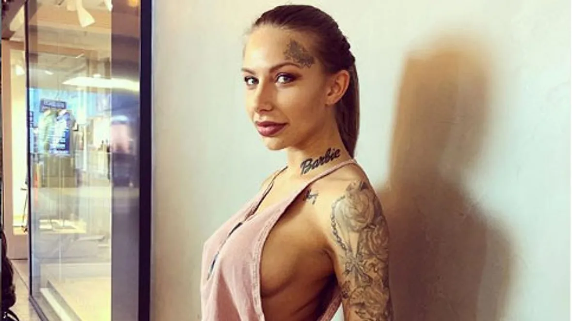 Antonia Komljen steht zu ihrem nackten Körper Antonia Komljen steht zu ihrem nackten Körper