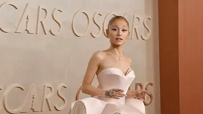 Ariane Grande mutiger Look bei den Oscar 2025
