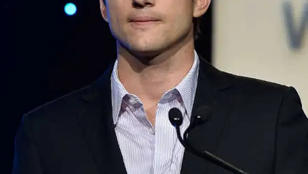 Herber Schlag für Ashton Kutcher!