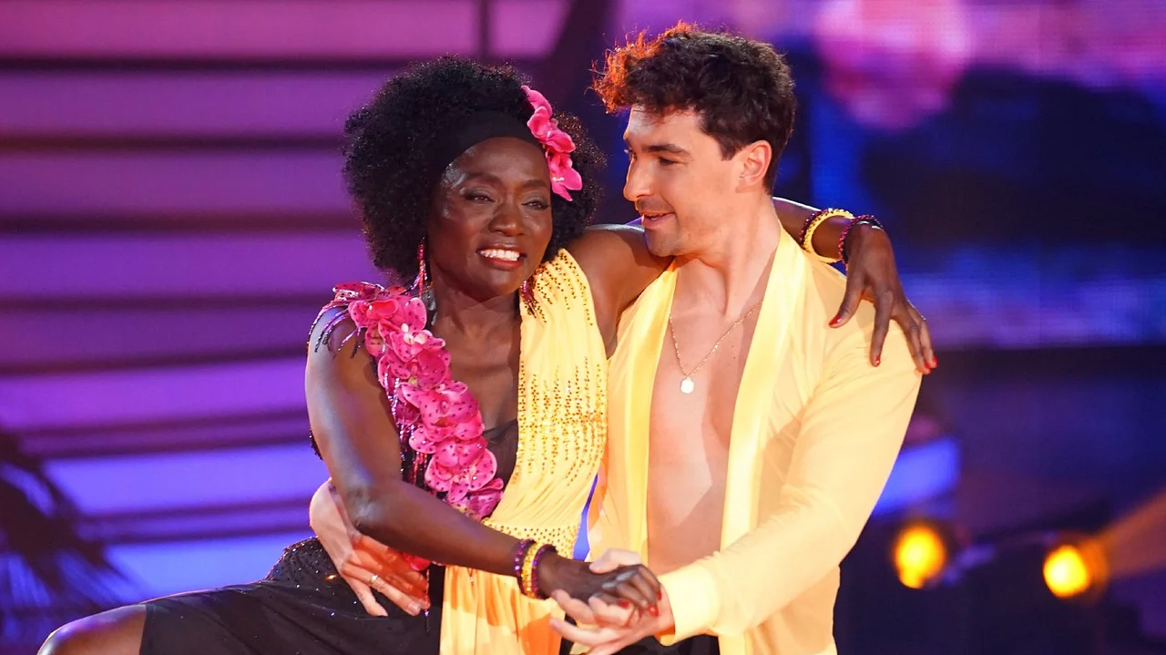 Auma Obama und Andrzej Cibis Auma Obama und Andrzej Cibis - Foto: TVNOW/ Stefan Gregorowius