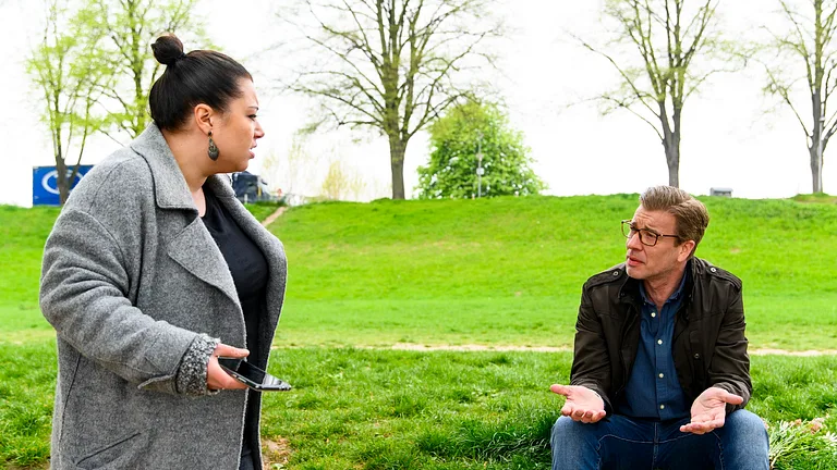 Vanessa (Julia Augustin), Christoph (Lars Korten)