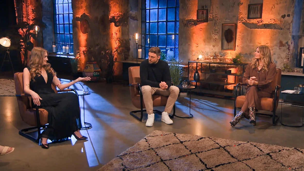 Mimi und Niki beim Bachelor-Wiedersehen Mimi und Niki beim Bachelor-Wiedersehen