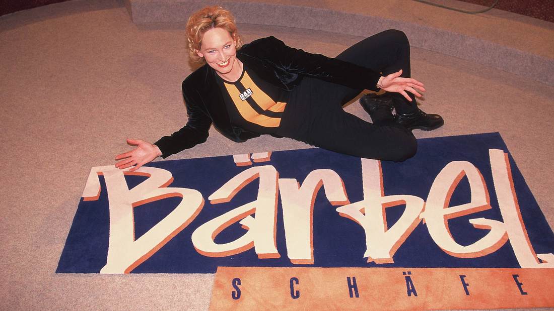 Bärbel Schäfer posiert 2001 für ihre Talkshow