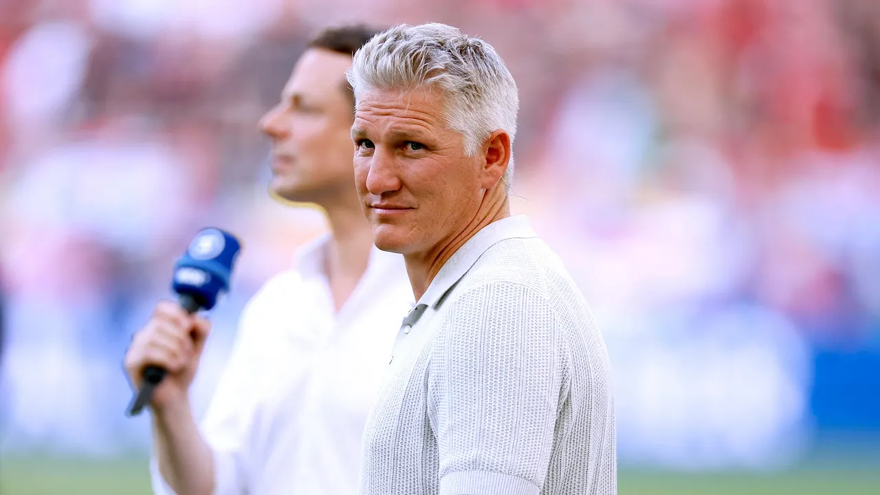 Bastian Schweinsteiger Bastian Schweinsteiger - Foto: IMAGO / Laci Perenyi