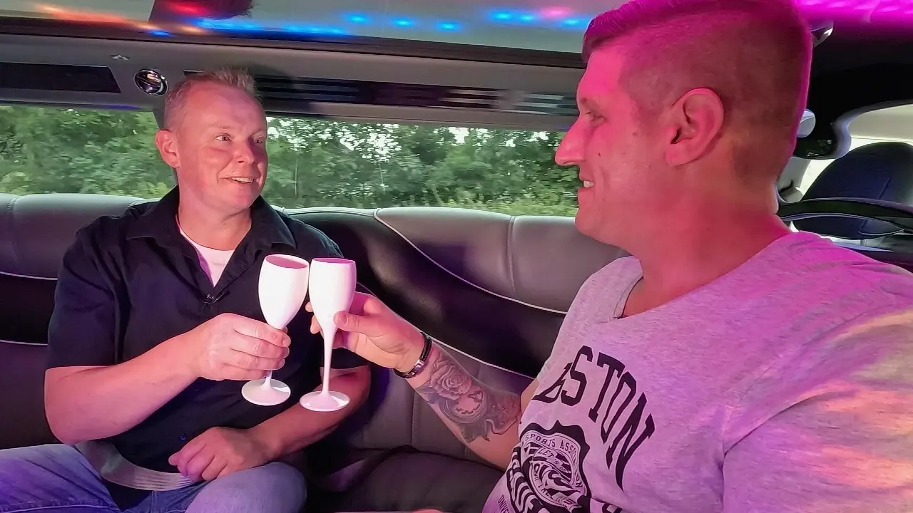 bauer-sucht-frau-heino-und-markus-37a01 Bauer Heino und Markus beim ersten Kennenlernen. - Foto: RTL