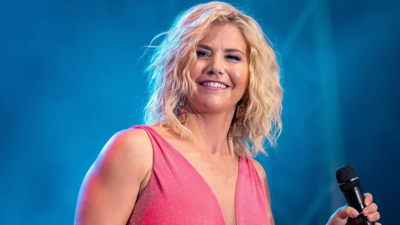 Beatrice Egli Beatrice Egli - Foto: Thomas Niedermueller/Getty Images